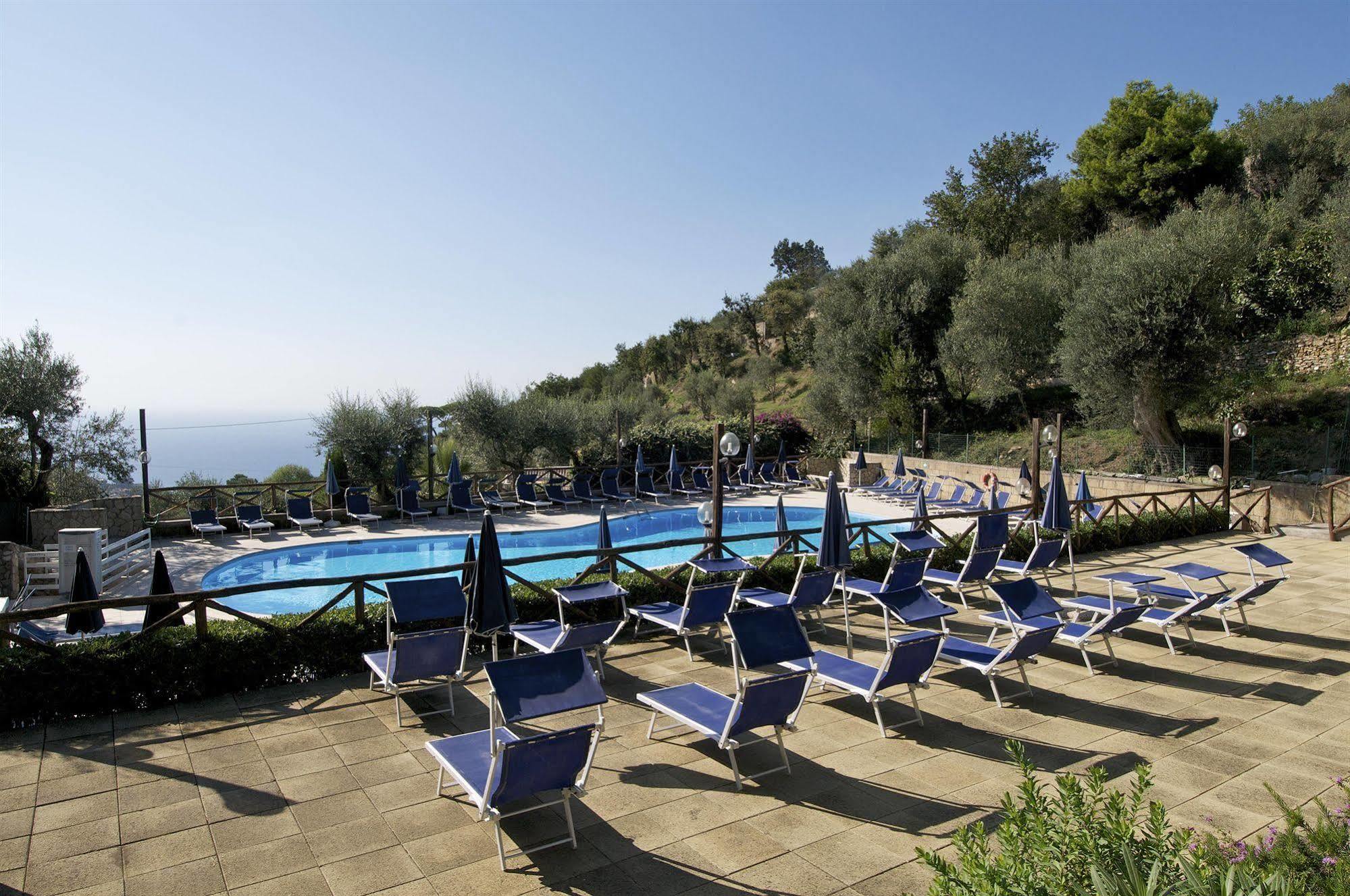 Freedom Holiday Residence Massa Lubrense Εξωτερικό φωτογραφία