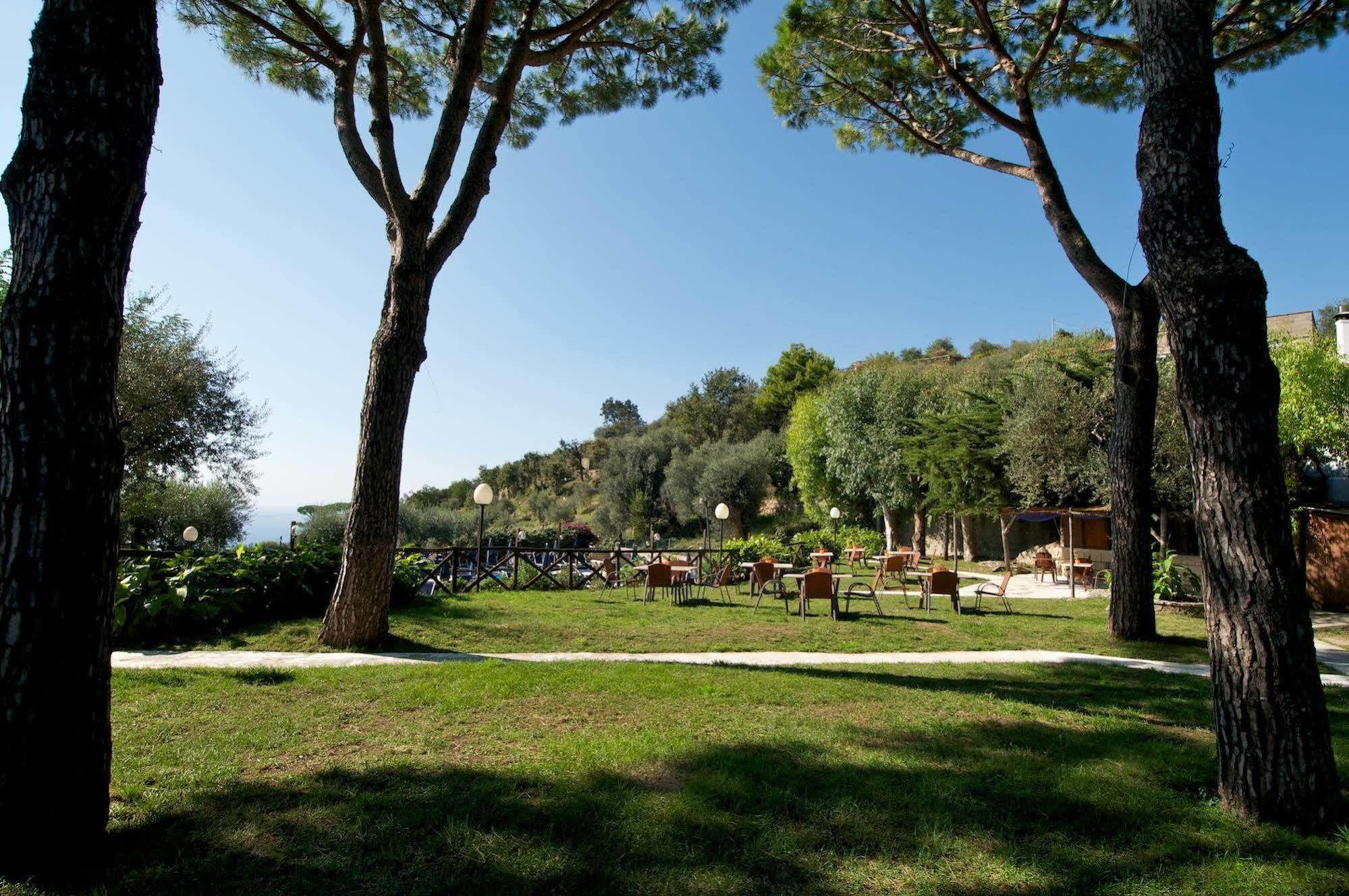 Freedom Holiday Residence Massa Lubrense Εξωτερικό φωτογραφία
