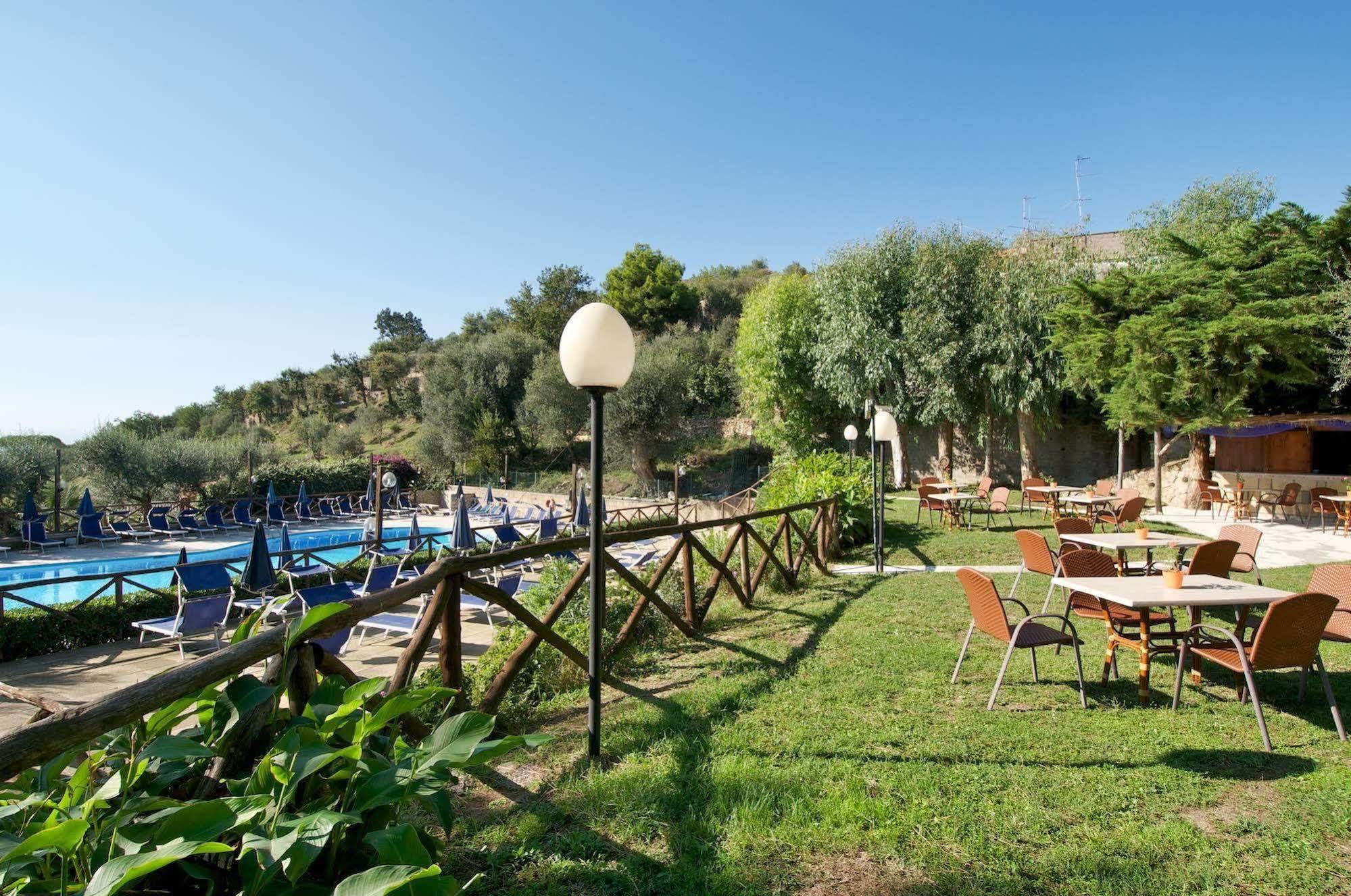 Freedom Holiday Residence Massa Lubrense Εξωτερικό φωτογραφία