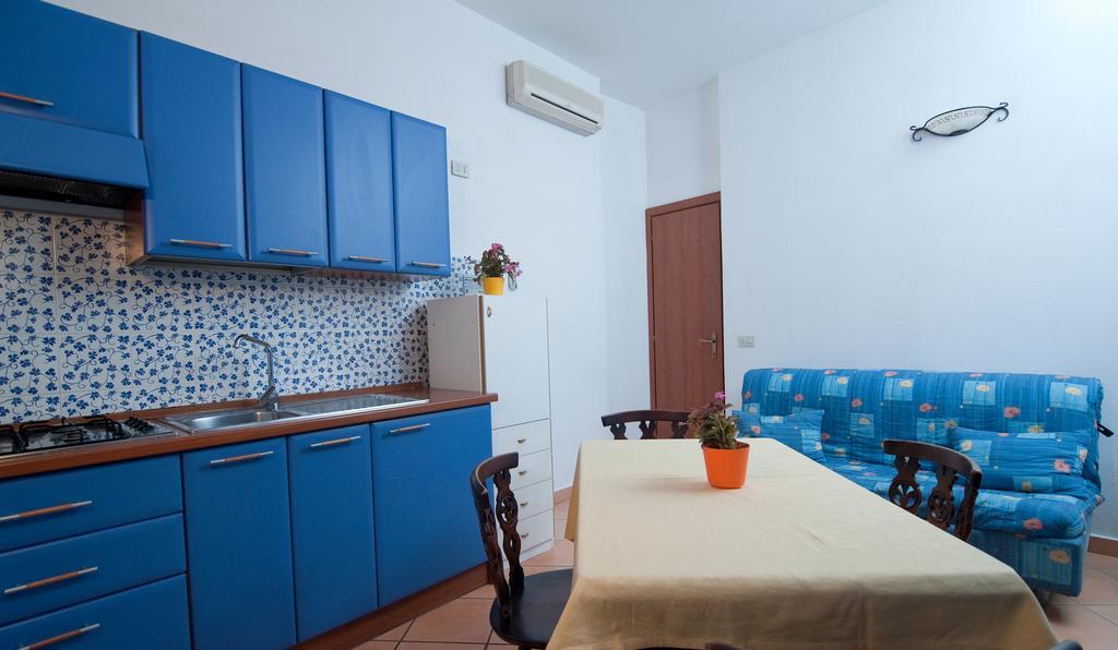 Freedom Holiday Residence Massa Lubrense Δωμάτιο φωτογραφία